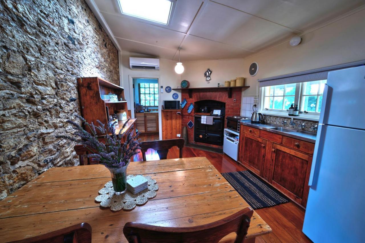 Cherry Plum Cottages Port Fairy Luaran gambar
