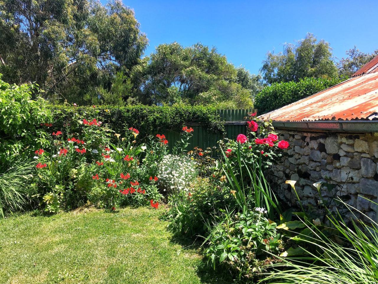Cherry Plum Cottages Port Fairy Luaran gambar